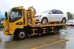 莫力达瓦达斡尔族自治旗附近拖车救援24小时服务热线